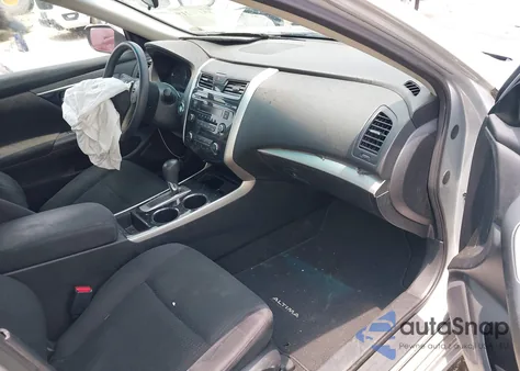 2014 Nissan Altima 2.5 S z USA, uszkodzony, nr VIN 1N4AL3AP5EN367209